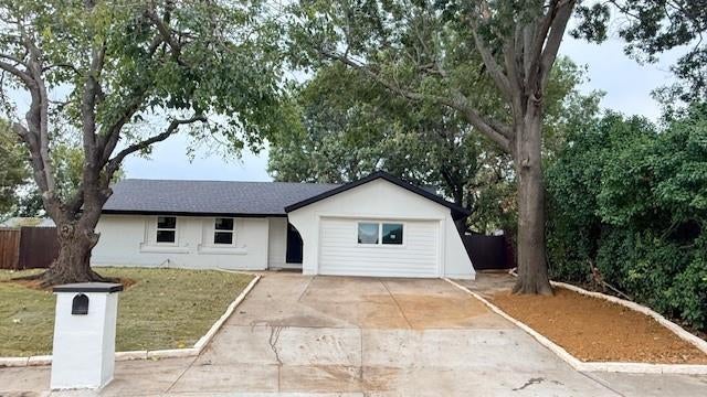 1404 Glenwood Lane, Plano