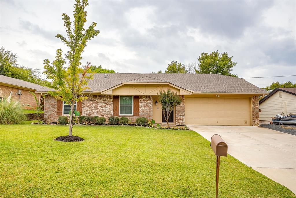 2217 Pecos Drive, Grapevine