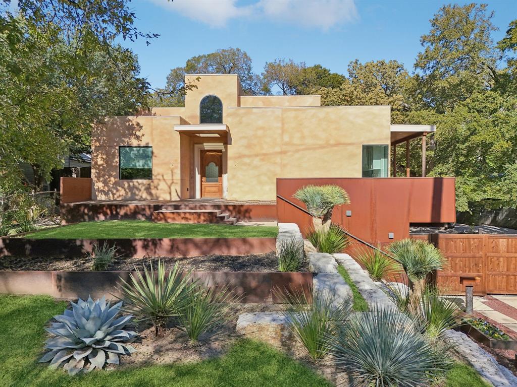 8635 San Leandro Drive, Dallas