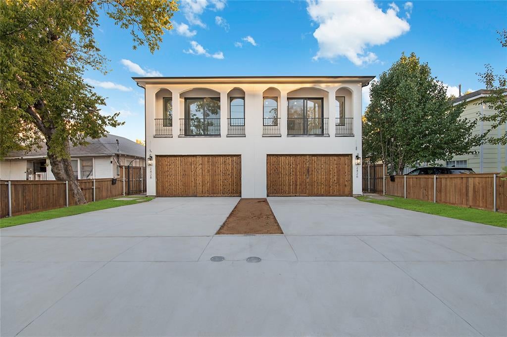 2426 Douglas Avenue, Dallas