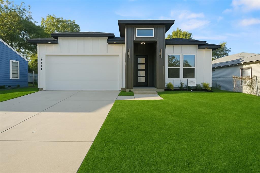 1611 Waweenoc Avenue, Dallas