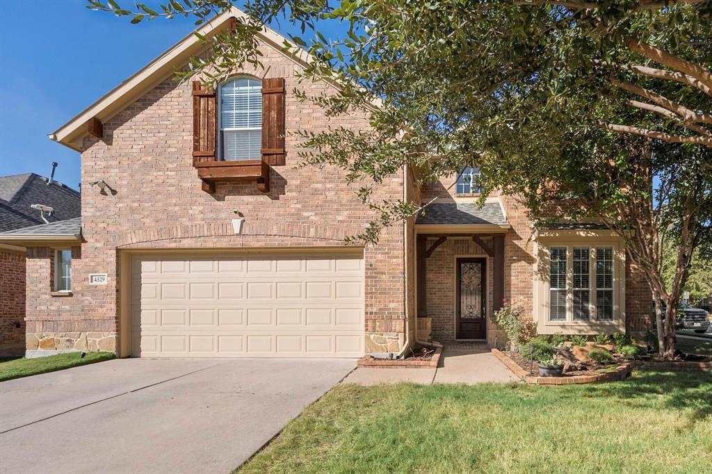 4329 Thorp Lane, Fort Worth