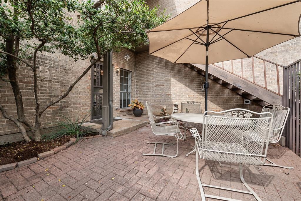 10423 High Hollows Drive 114, Dallas