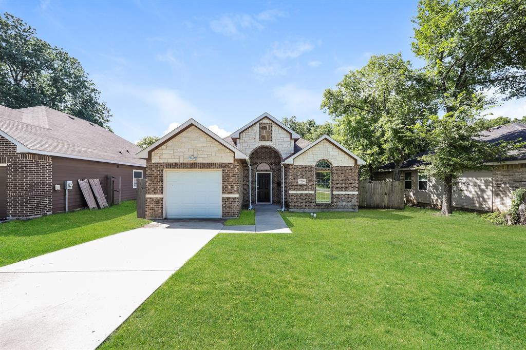 2226 Moffatt Avenue, Dallas