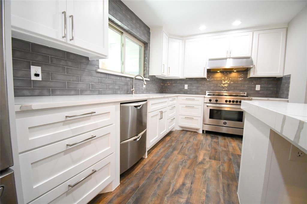 1507 Country Forest Court, Grapevine