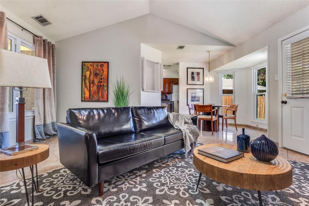 3910 7th Street, Sachse