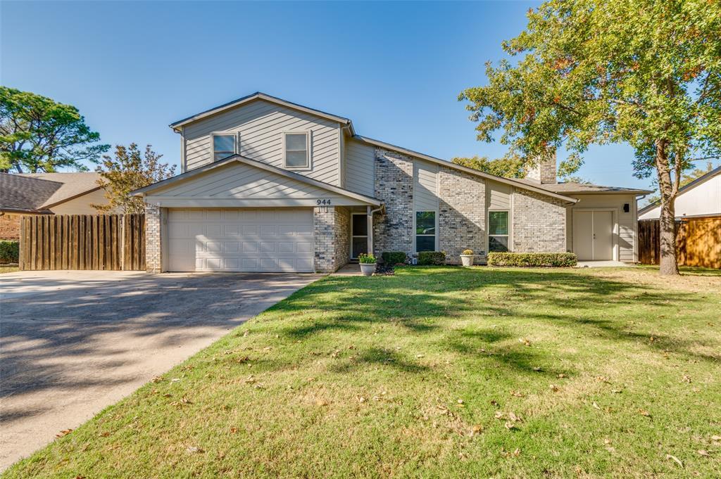 944 Hummingbird Trail, Grapevine