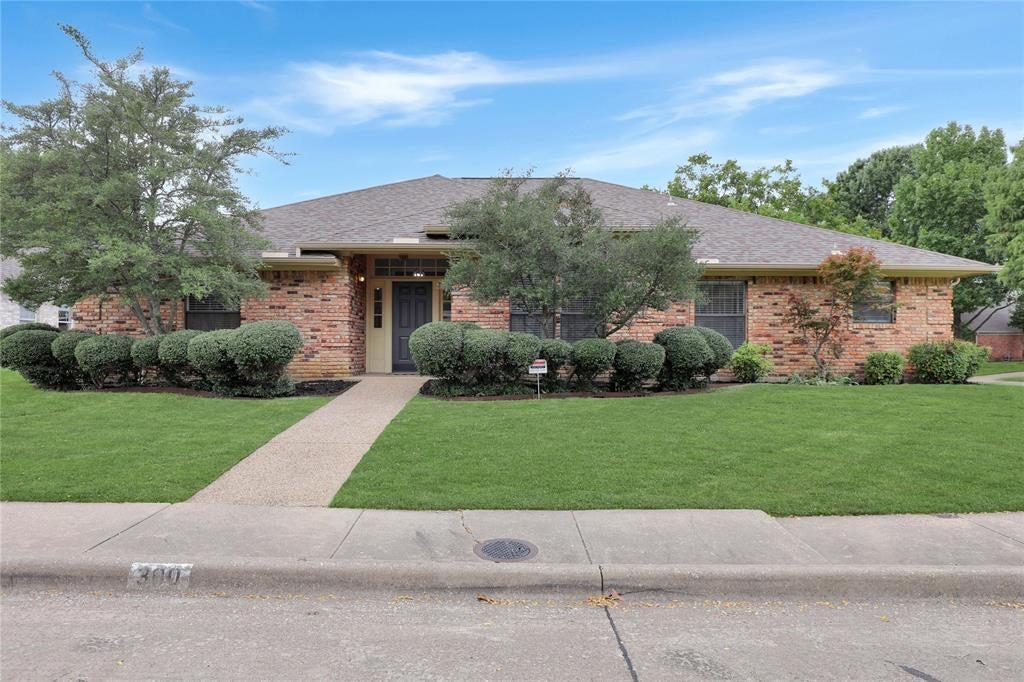 300 Dogwood Trail, McKinney