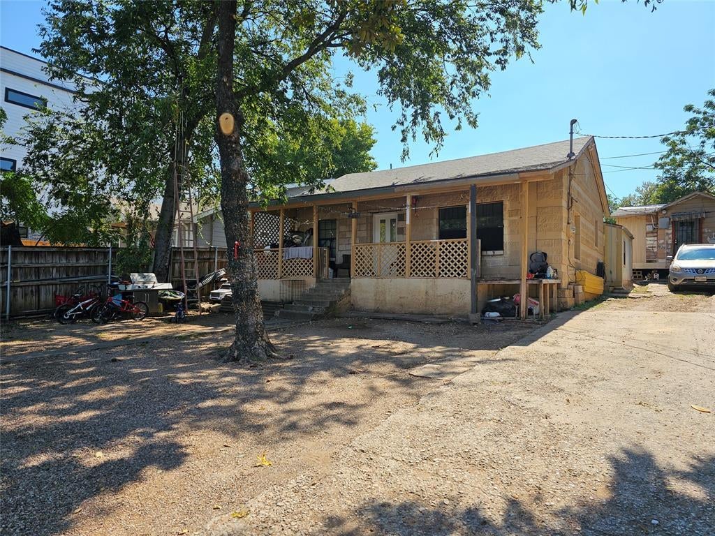 1908 Pollard Street, Dallas