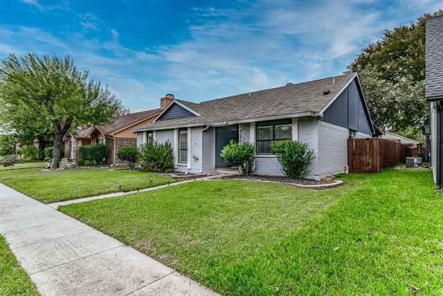 4156 Malone Avenue, The Colony