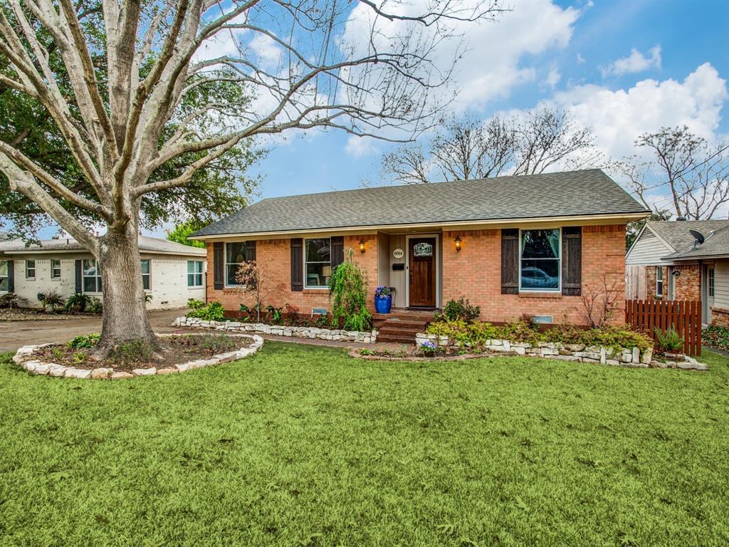 8914 Livenshire Drive, Dallas