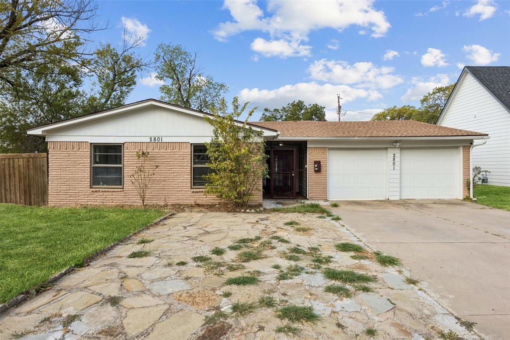 2801 Clearbrook Drive, Irving