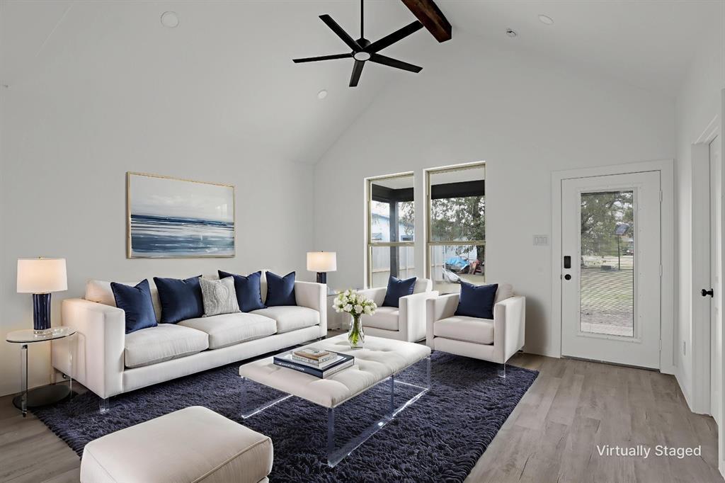 306 Dixon Street, Terrell