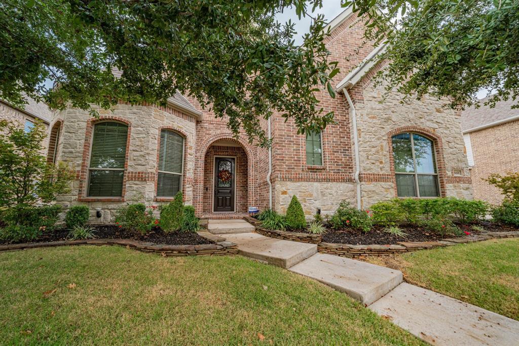 668 Featherstone Drive, Rockwall