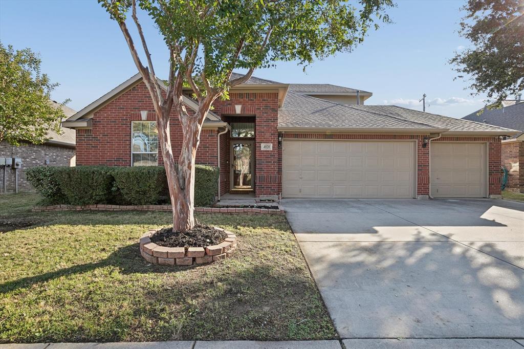 4020 Sprucebark Drive, Fort Worth