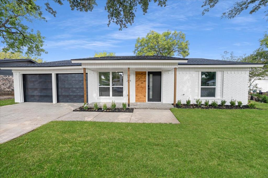 214 Santa Cruz Court, Grand Prairie