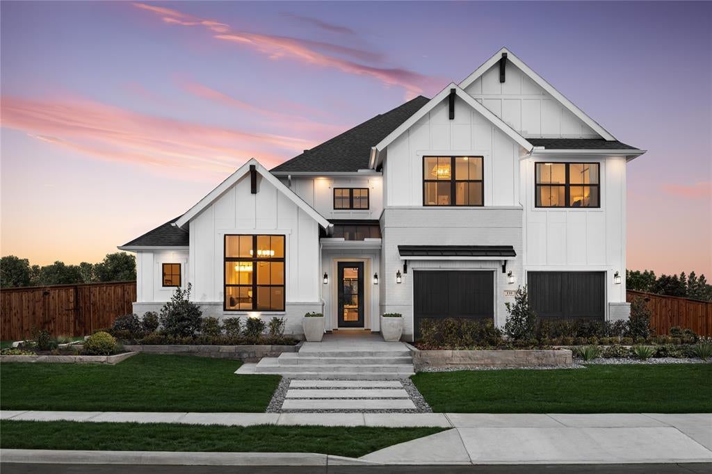 110 Birch Boulevard, Murphy