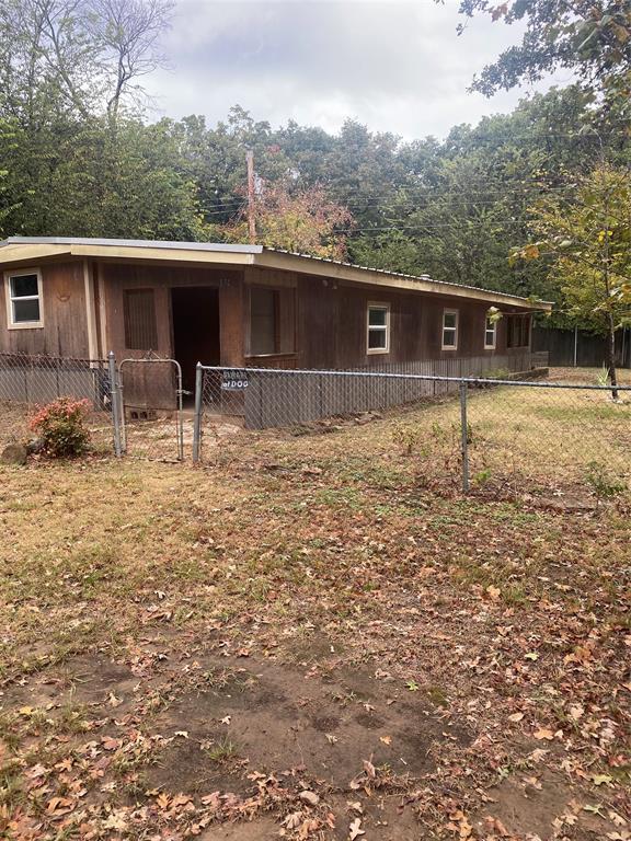 174 Fairhill, Gun Barrel City