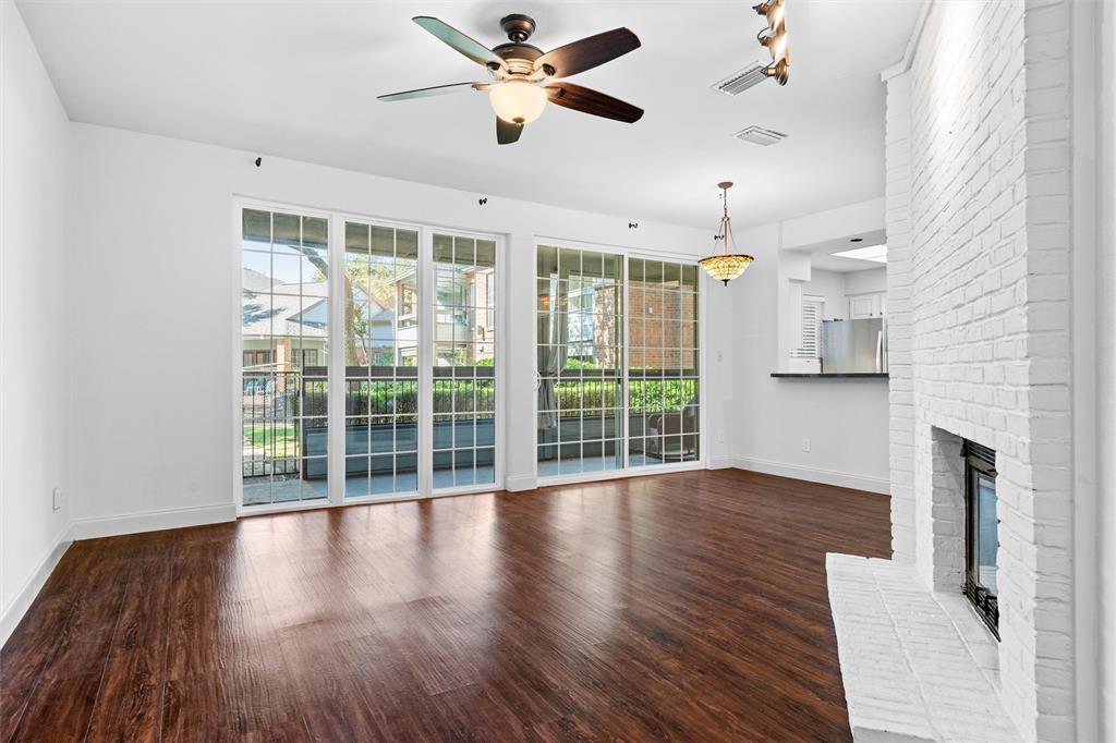 1720 Green Oaks Boulevard 104, Arlington