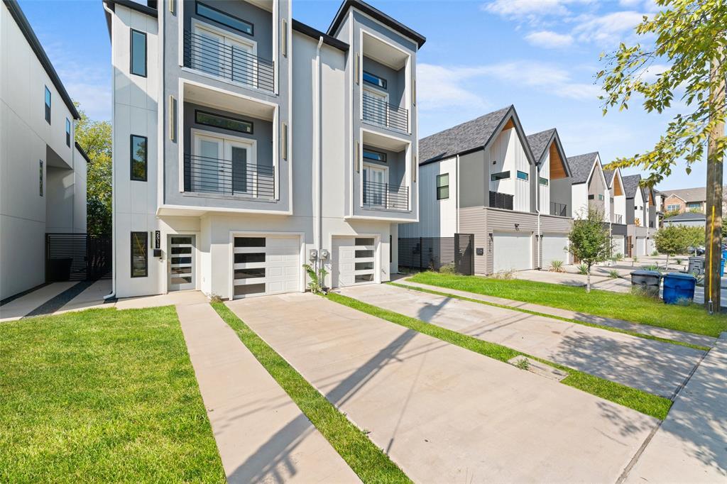 2511 Crossman Avenue, Dallas