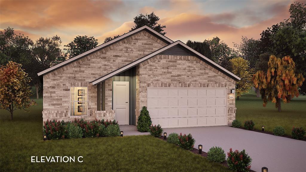 213 Charismatic Road, Waxahachie