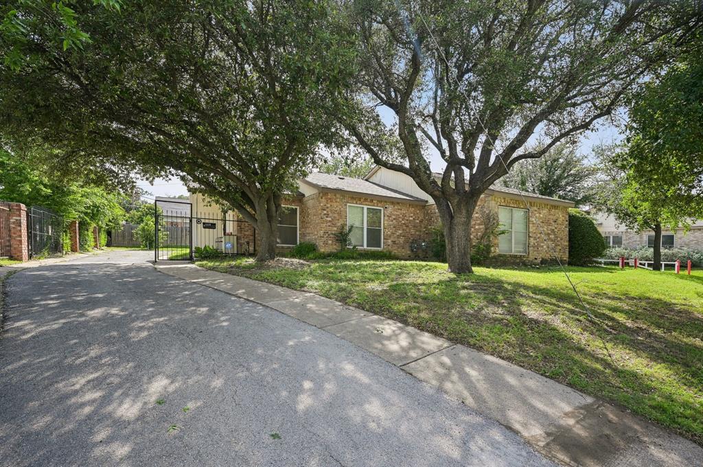 8609 N Normandale Street, Fort Worth