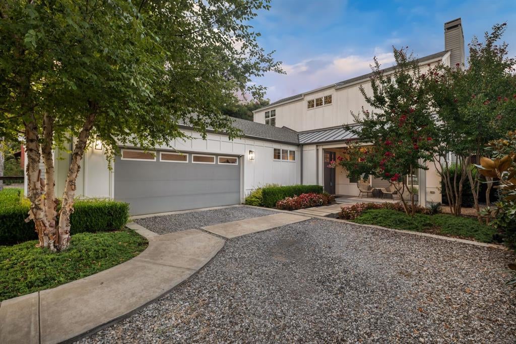 2014 Lakeland Drive, Dallas