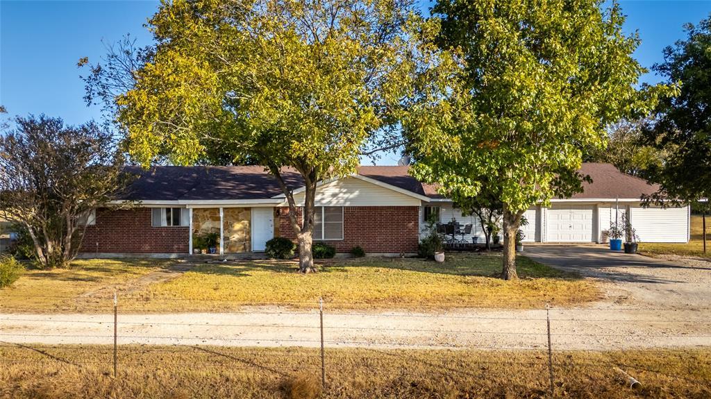 4045 County Road 212, Alvarado