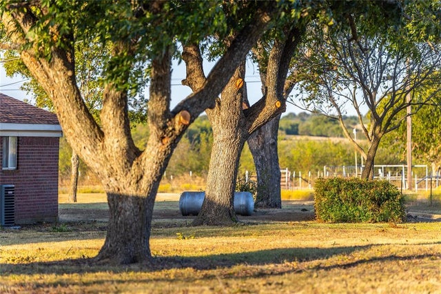 4045 County Road 212, Alvarado