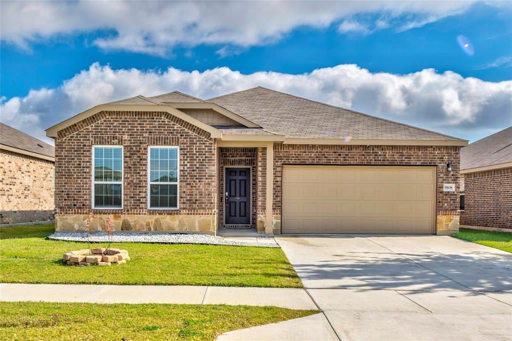 9108 Zubia Lane, Fort Worth