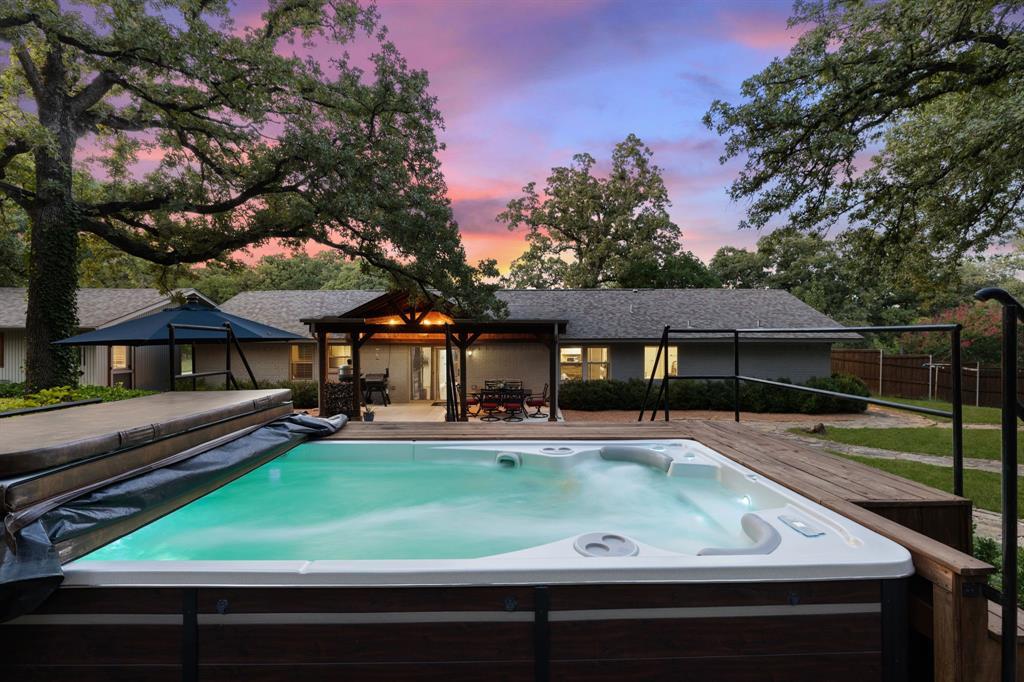 635 Old Justin Road, Argyle