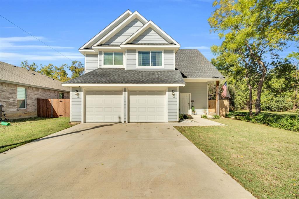 731 E Brown Street, Cleburne