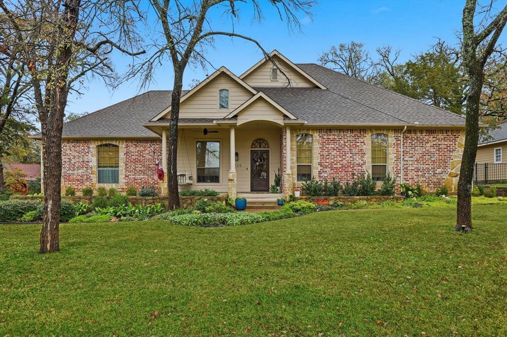 1125 Kiowa Drive E, Gainesville