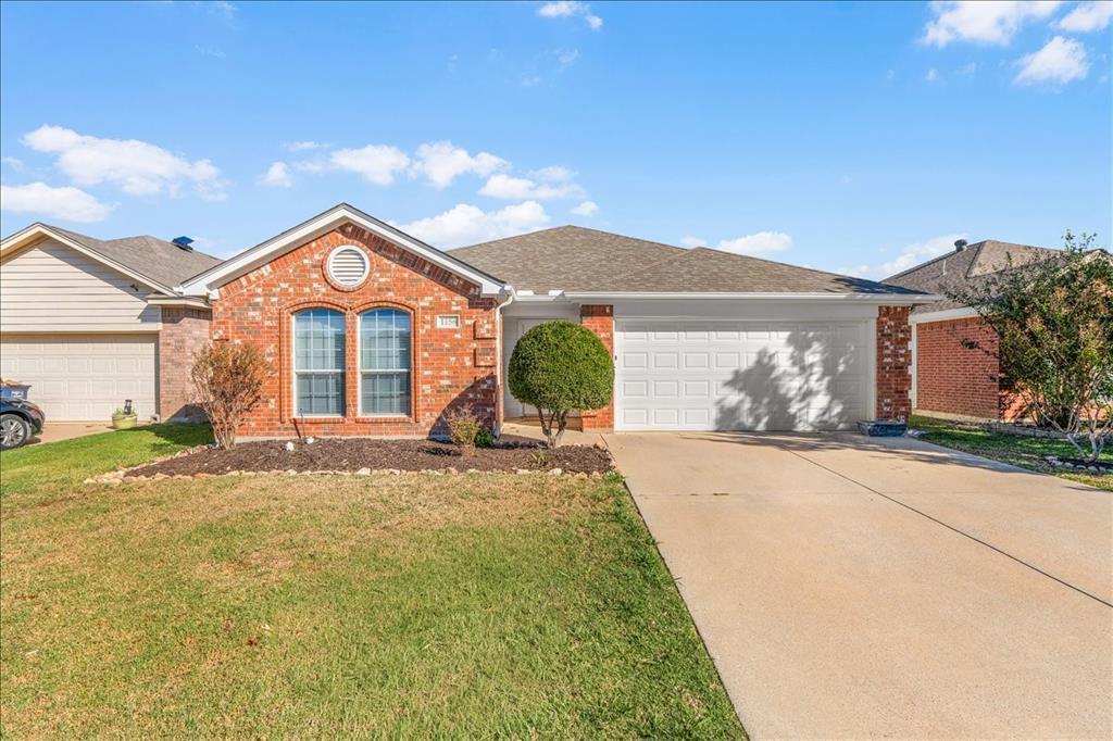 1156 Mustang Ridge Drive, Fort Worth