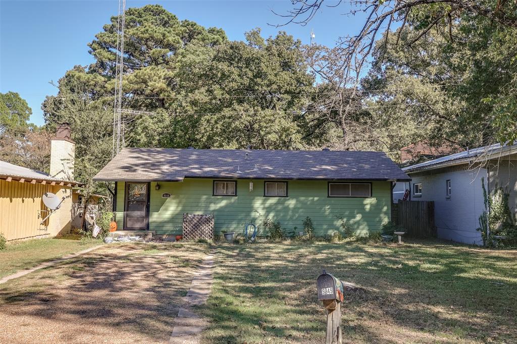 9849 Shawnee Lane, Quinlan