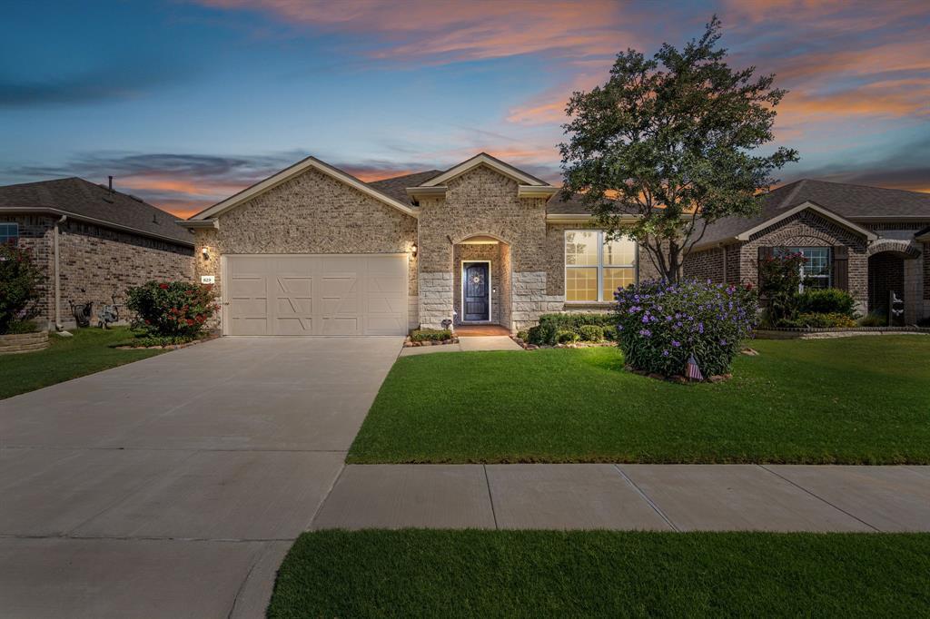 829 Habitat Trail, McKinney