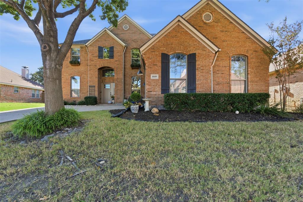 2537 Clearlake Drive, Grand Prairie