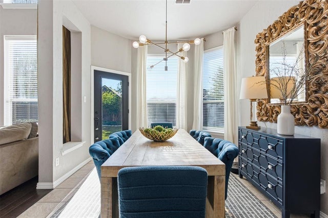 Photo of Listing #21099325