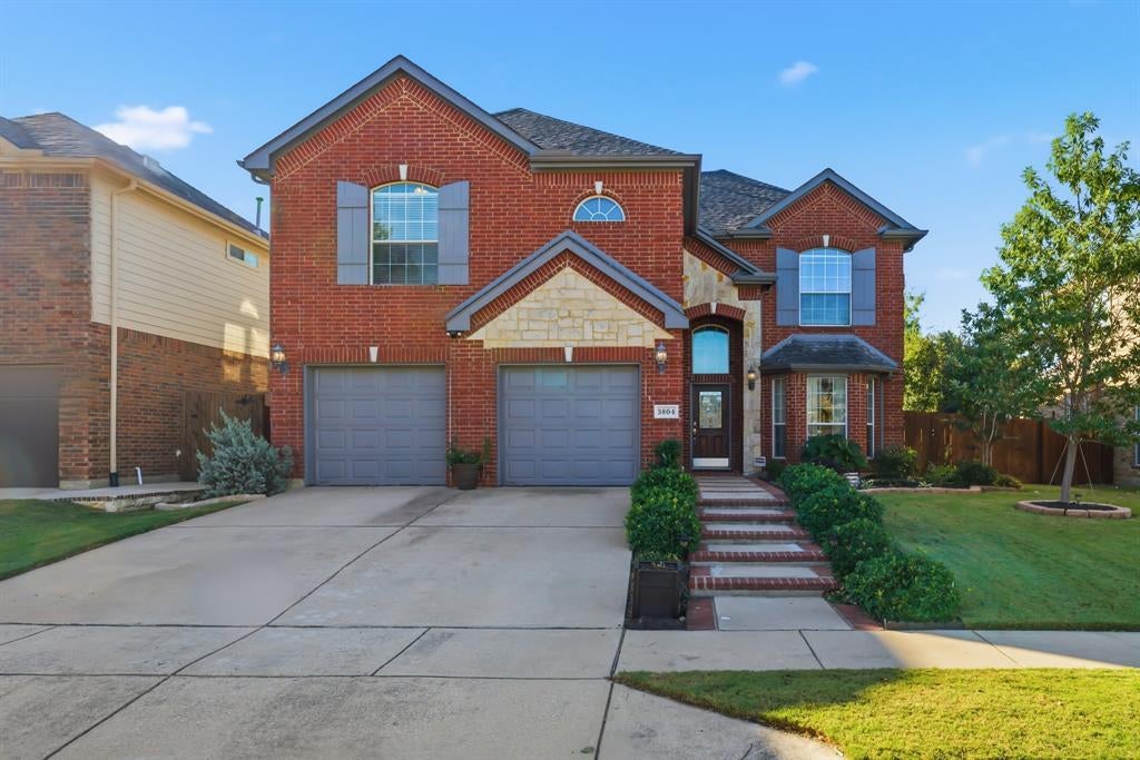 3804 Applesprings Drive, Fort Worth