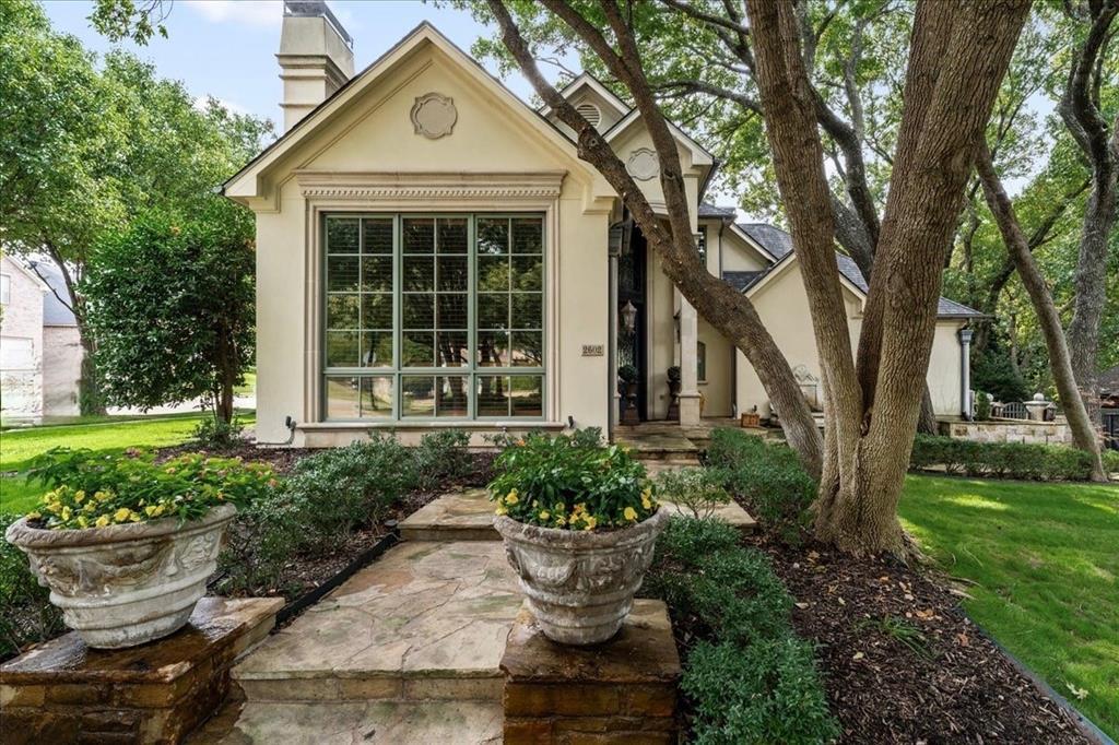 2602 Woods Lane, Garland