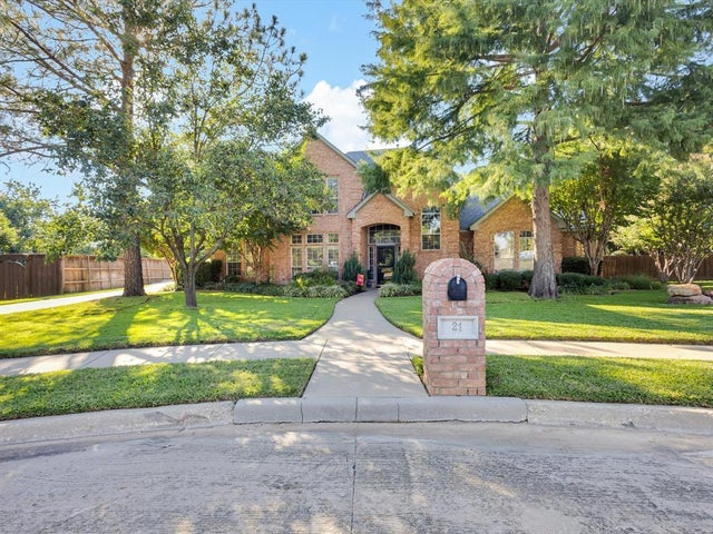 21 Wellington Oaks Circle, Denton