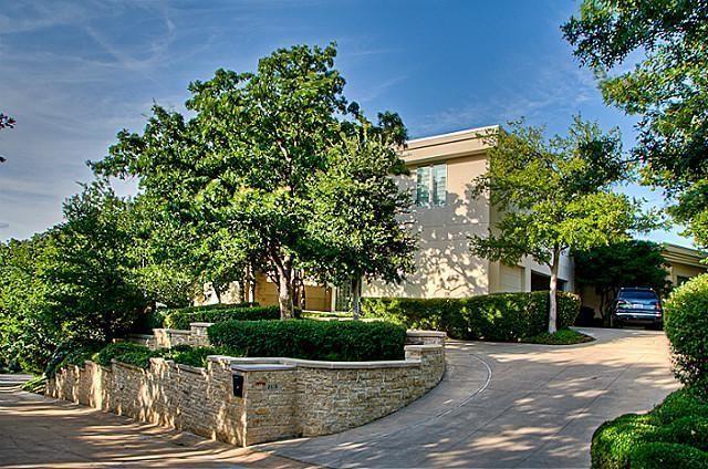 2619 Hemingway Drive, Arlington