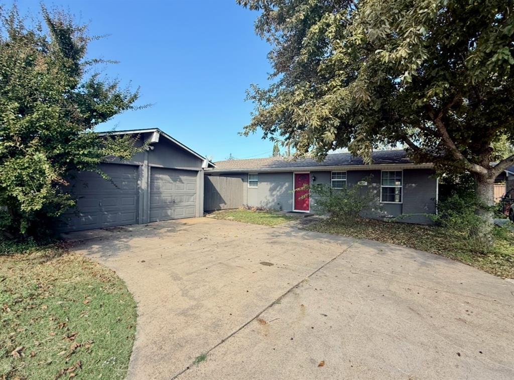 4237 Upland Way, Garland