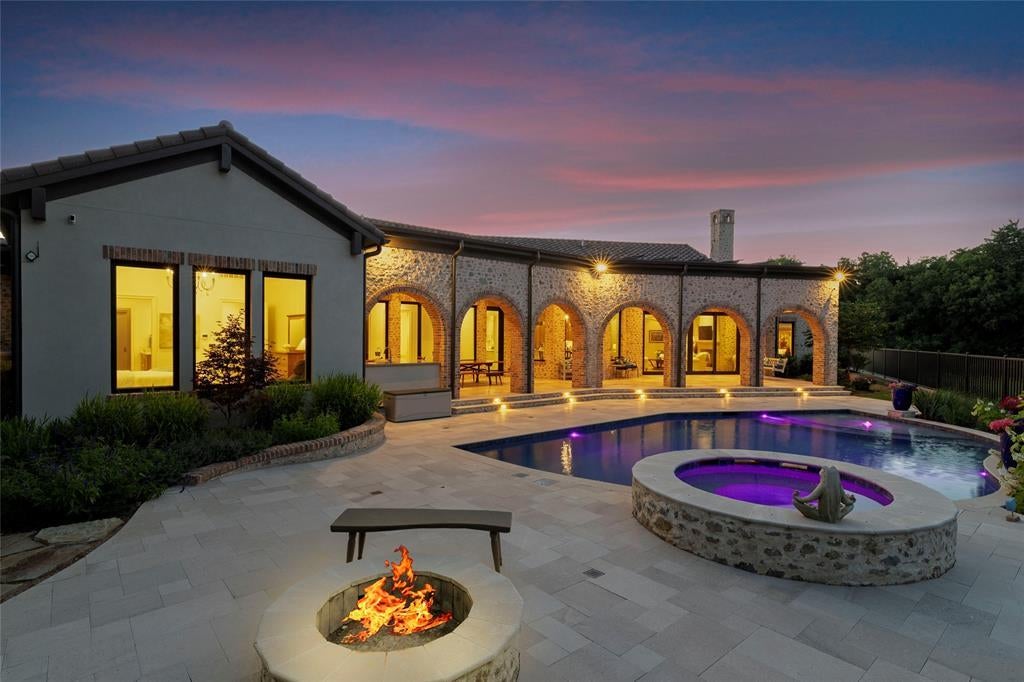 2401 Lower Brook Court, Southlake