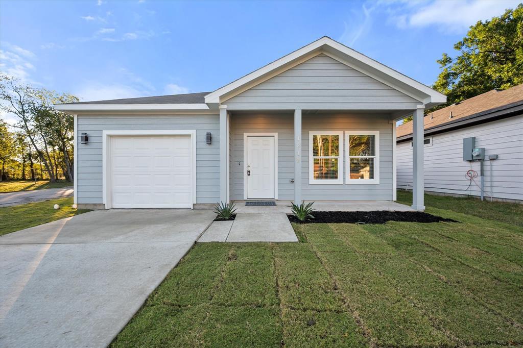 1217 E 6th Avenue, Corsicana