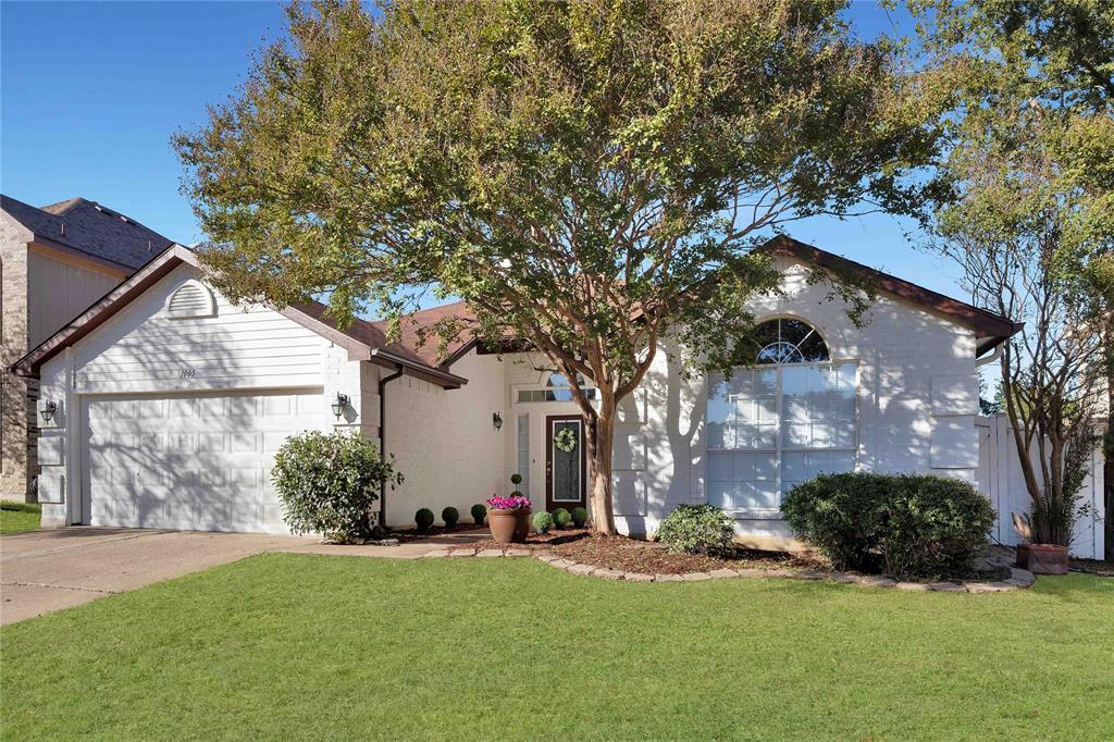 1005 Acapulco Lane, Arlington