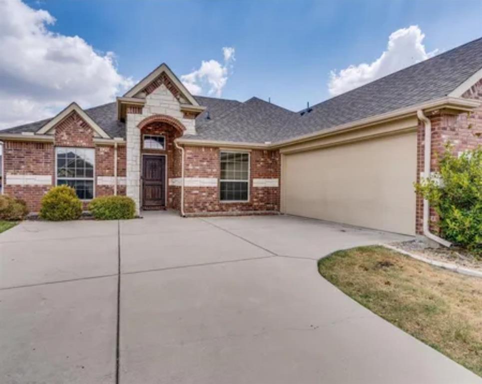 2184 Liriope Lane, Waxahachie