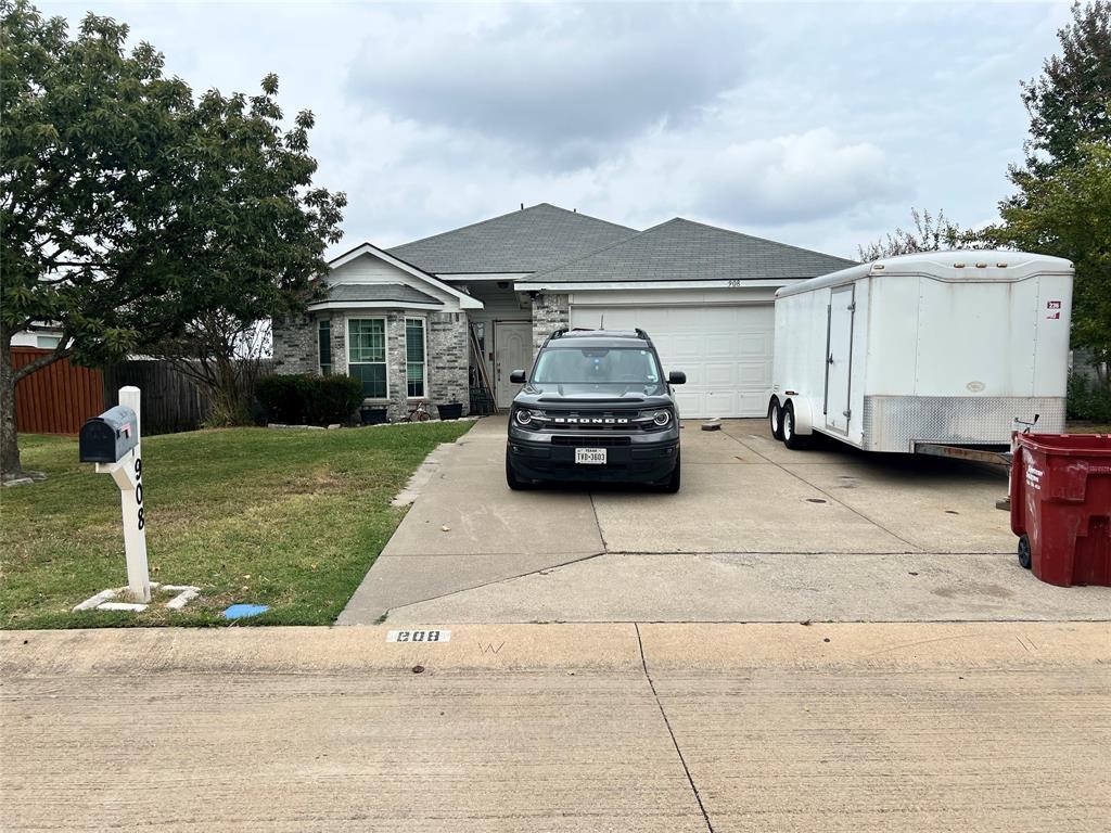 908 Cooper Lane, Royse City
