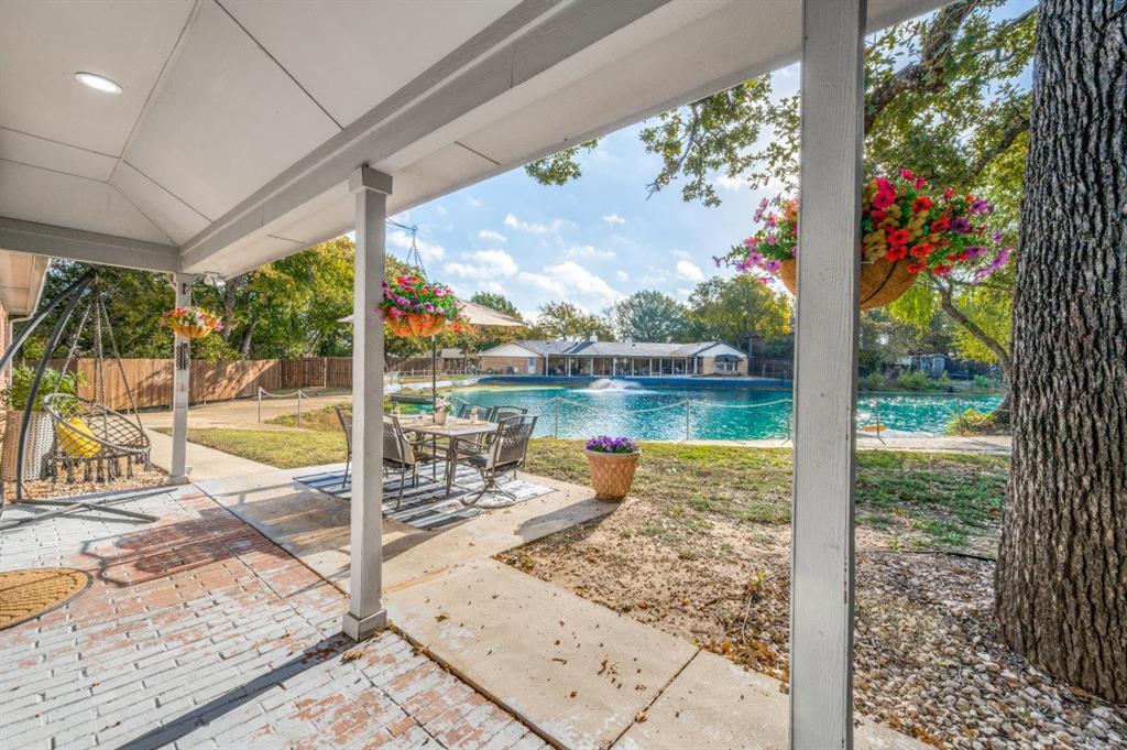 204 Pembrook Street, Lake Dallas