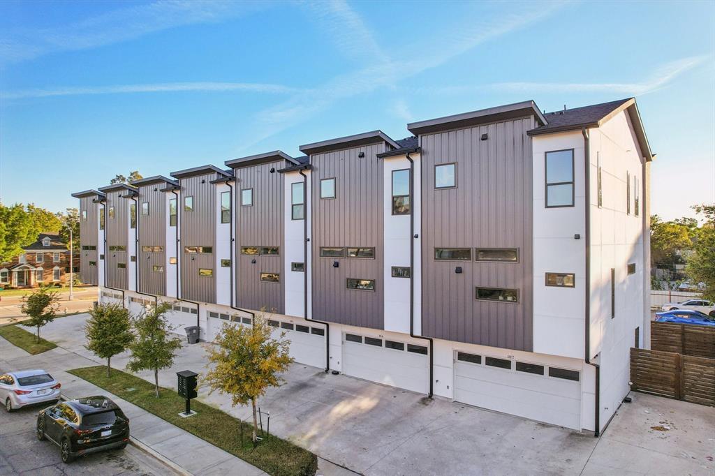 145 N Henderson Avenue 102, Dallas